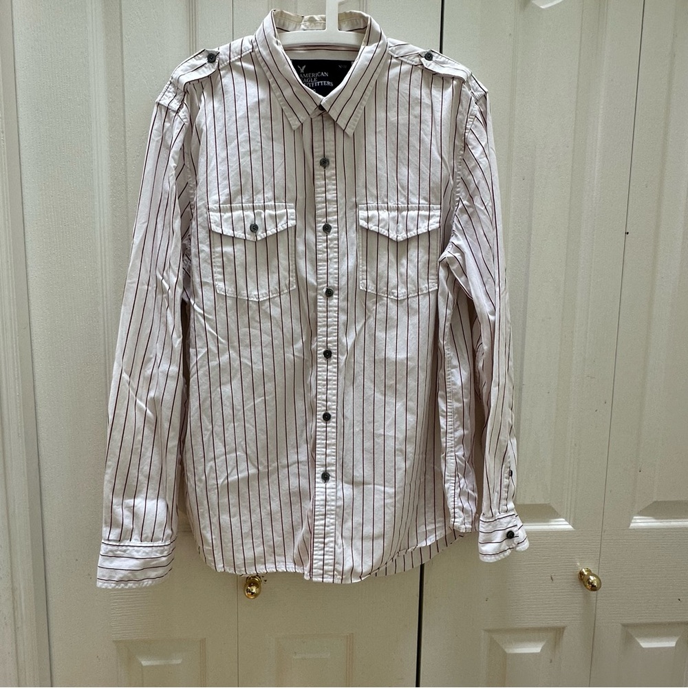 American Eagle Outfitters Men's White and Black Striped Shirt